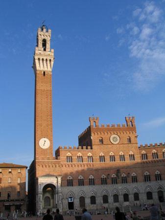 Appartamento A Due Passi Da Piazza Del Campo Siena Bagian luar foto